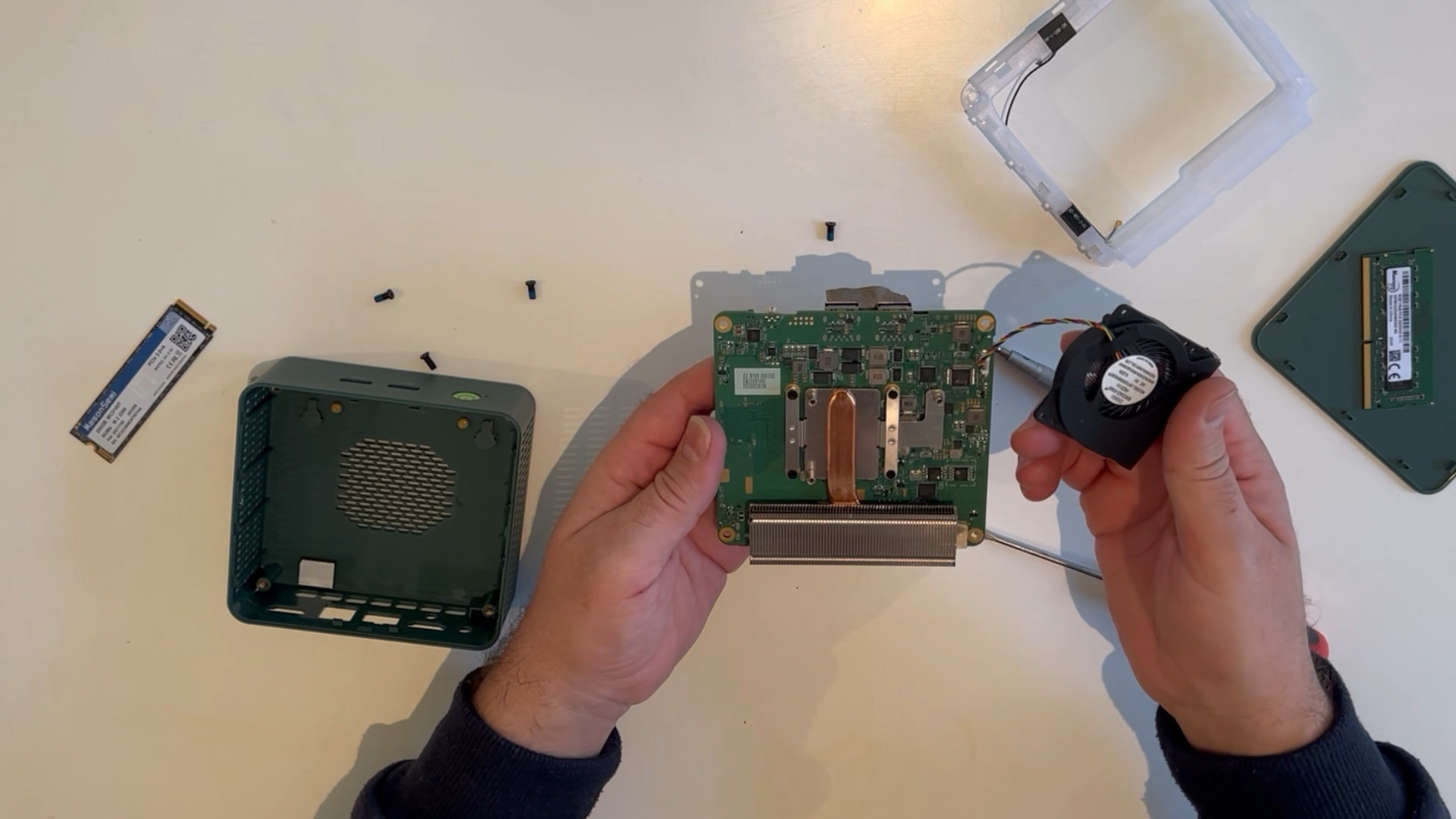 GMKtech NucBox G3 SSDなし、メモリなし、システムなし GMKtech NucBox G3 SSDなし、メモリなし、システムなし